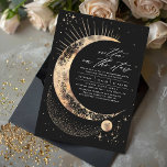 Convite Escrito na Festa de noivado Celestial das Estrelas<br><div class="desc">Este convite para a festa de noivado, apropriadamente chamado "Escrito nas Estrelas", faz uma mistura de romance e mistério através da sua linda design, apresentando uma lua crescente metálica, estrelas cintilantes, constelações distantes, galáxias não vistas e maravilhas celestiais. Cada elemento é meticulosamente trabalhado para corporificar a elegância sublime da noite...</div>