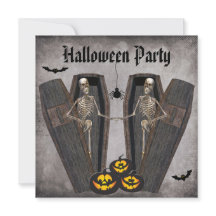 Esqueletos felizes no partido do Dia das Bruxas