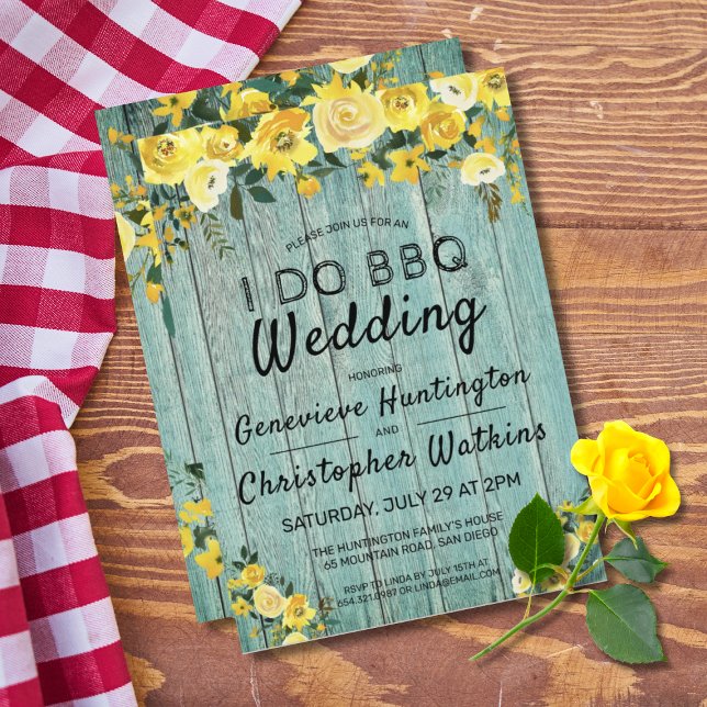 Convite Eu faço CHURRASCO | Madeira russa e Casamento flor (I DO BBQ Rustic Blue Barnwood Yellow Rose Wedding Invitation)