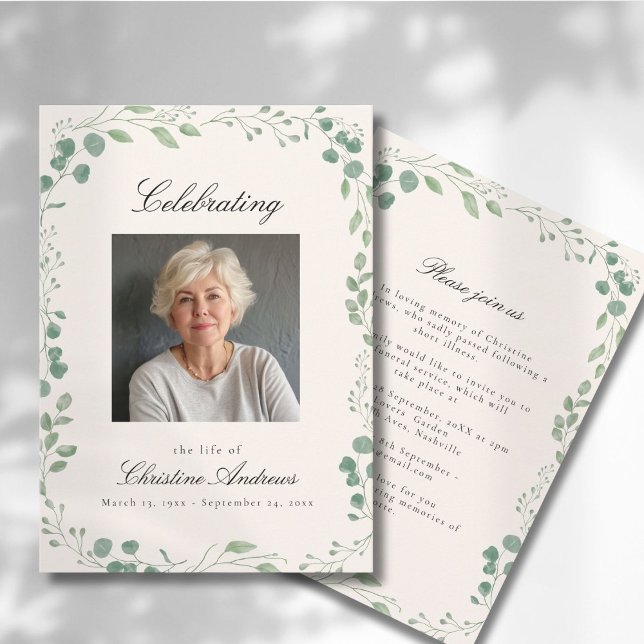 Convite Eucalipto Celebração do bege Funeral da Vida (Eucalyptus Celebration of Life Funeral Beige Invitation. Print & Instant Download.)