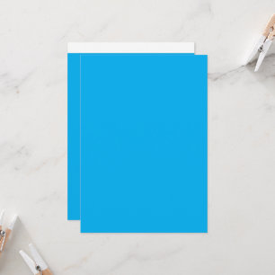 Convite Experimente a beleza de um céu azul com um avião