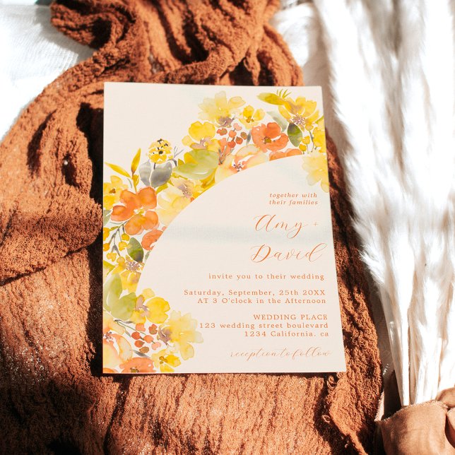 Convite Fall boho yellow flower script casamento (Fall boho yellow flowers script wedding invitation on beige ivory)