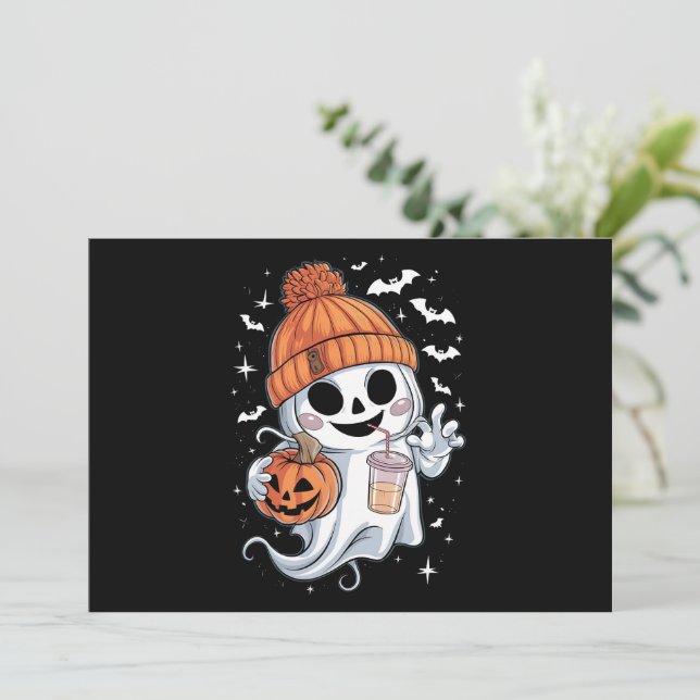 Convite Fantasma Fofo Bebendo Café Halloween Café Gelado (Em pé/Frente)