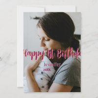 Feliz primeiro aniversario, bebê mãe vermelha, lar