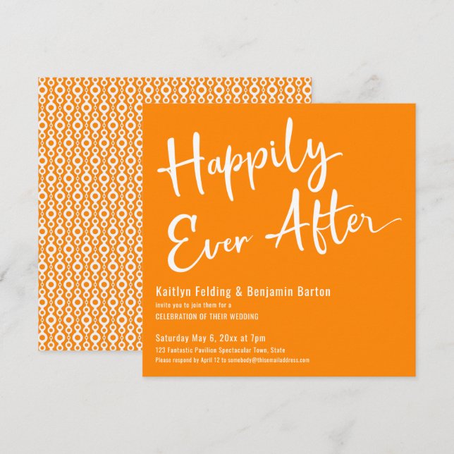 Convite Felizmente Depois Branco Padrão Retro sobre Laranj (Frente/Verso)
