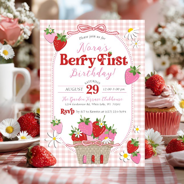 Convite Festa de 1º Aniversário da Menina com Arco de Mora (Cute Berry First Strawberry Carton Bow & Flowers Pink Gingham Girl 1st Birthday Party Invitation)