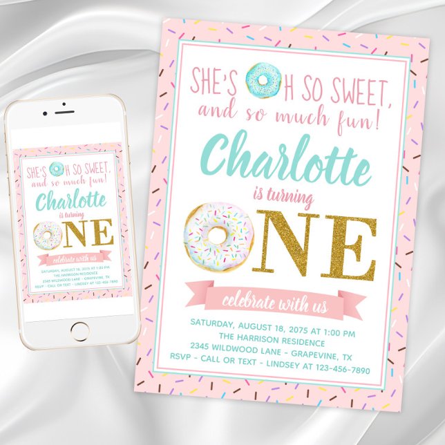 Convite Festa de 1º Aniversário da Menina Donut (Girl Donut 1st Birthday Party Invitation withe cute donuts on a pink sprinkle background.)