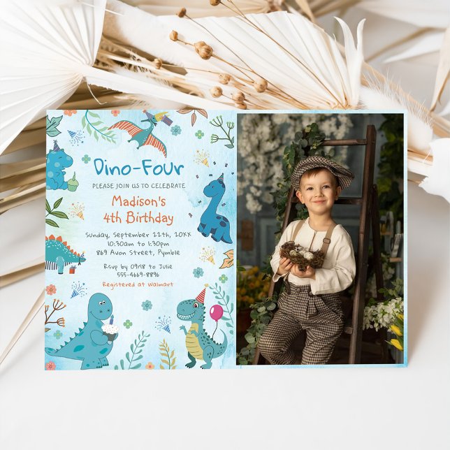 Convite Festa de 4. º aniversário do Dinossaur Dino (Criador carregado)