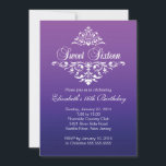 Convite Festa de aniversário 16 Doce Roxo Moderno<br><div class="desc">Comece a sua filha doce 16 festas com nosso lindo Ombre e rico florescendo doce e dezesseis convites de festas. Nosso na moda e nosso convite de festas moderno de 16 anos apresenta um quadro branco vintage com destaque de folha definido em um fundo roxo moderno. Sacudir o convite para...</div>