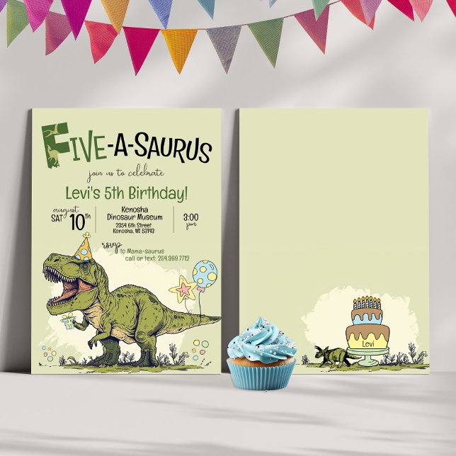 Convite Festa de aniversário 5 de Dinossauro Cute Cinco-A- (Cute Dino Cartoon T-Rex Dinosaur theme Five-A-Saurus Fifth 5th birthday party invitation, green, boy)