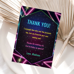 Convite Festa de aniversário das luzes de neon brilhantes