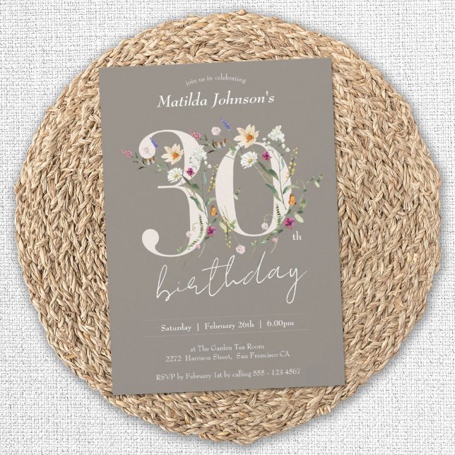 Convite Festa de aniversário de 30 anos de Flores Selvagen (30th Birthday Wildflowers Elegant Floral Invitation)