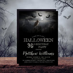 Convite Festa de aniversário de 30 anos de Halloween Noite<br><div class="desc">Noite iluminada pela lua iluminando uma coruja no topo de uma árvore cercada por um Convite de festas de aniversário de 30 anos Halloween de morcegos enxutos.</div>