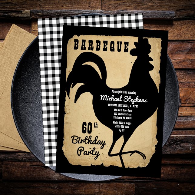Convite Festa de Aniversário de 60 anos Rustic Country Chi (Rustic Country Rooster Chicken BBQ 60th Birthday Party Invitation)