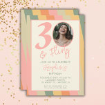 Convite Festa de aniversário de Foto Rosa de 30 e Flirty B<br><div class="desc">Faça uma declaração na moda com nossos Convites de festas de aniversários Trinta e Flirty Boho! Estes convites foram feitos para capturar a essência do bô charm e da nostalgia retrorativa, fazer-os a escolha perfeita para a sua celebração de aniversário marco. Com sua combinação única de cores vibrantes, detalhes complexos...</div>
