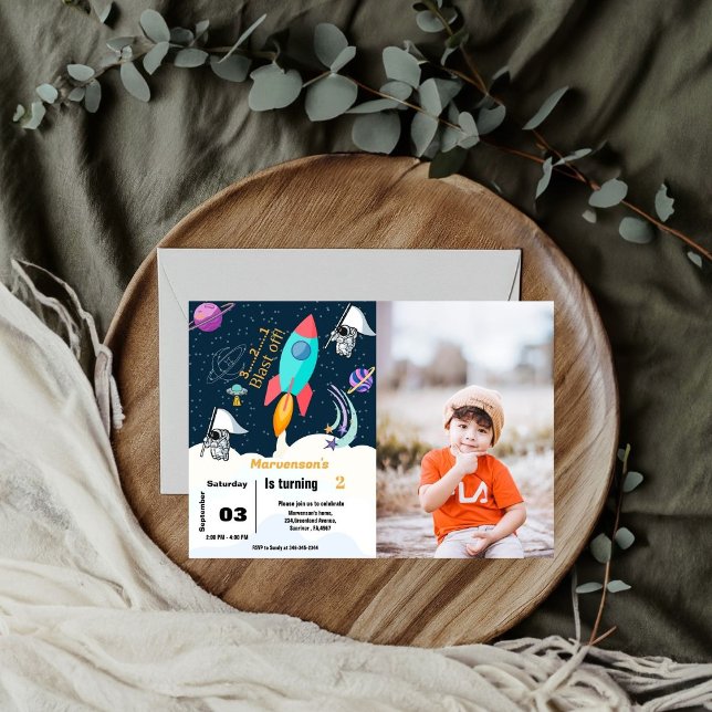 Convite Festa de aniversário de planetas espaciais (Criador carregado)