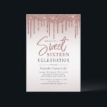 Convite Festa de aniversário de script Glitter Dourado do<br><div class="desc">Convite de aniversário 16 moderno e elegante que você pode personalizar facilmente com os detalhes do seu partido. Apresentando picos de brilho com fundo de gradiente ouro rosa e tipografia de script.</div>