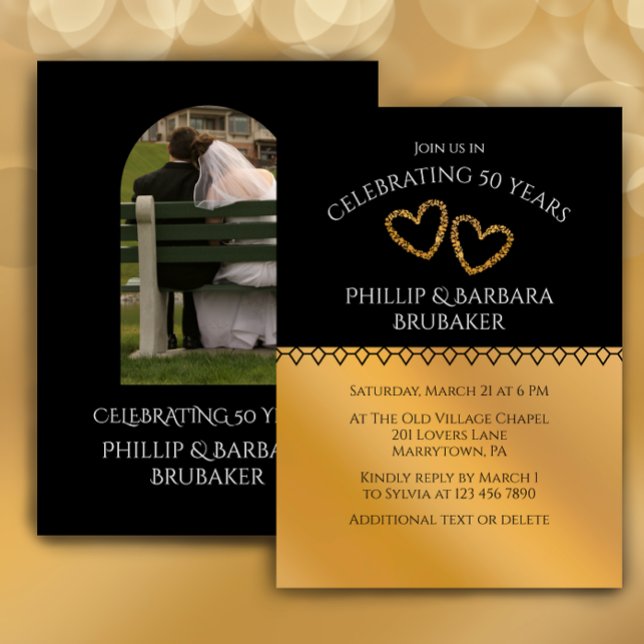 Convite Festa de Aniversário do Ouro 50º Casamento (Add your photo and names for an elegant black and faux gold 50 wedding anniversary party invitation
)