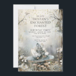 Convite Festa de Aniversário Infantil na Floresta Encantad<br><div class="desc">Um convite de aniversário temático de floresta encantada mágica para uma festa de aniversário de menina ou menino,  apresentando um cenário de floresta encantada e chapéu de mago mágico,  e cogumelos na floresta. Disponível para impressão,  como download digital para enviar no seu telefone,  ou ambos.</div>