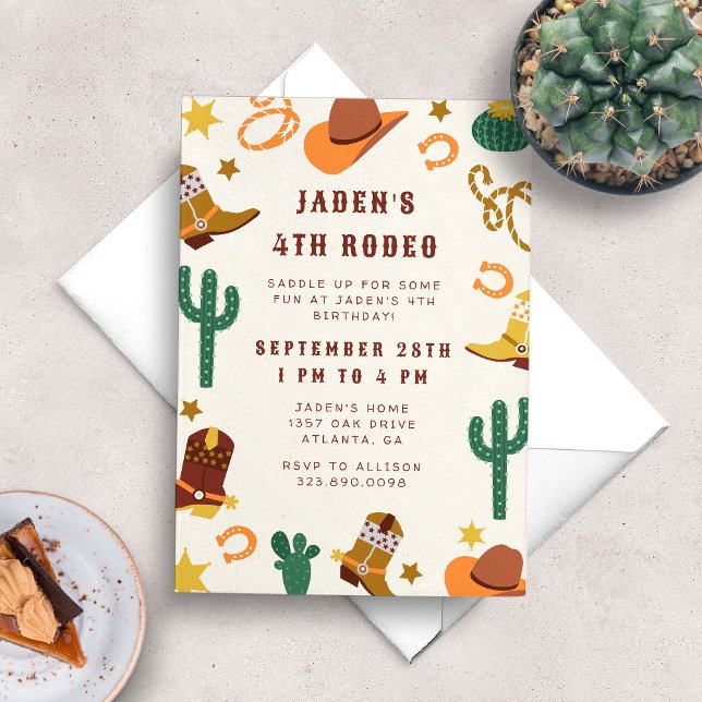 Convite Festa de aniversário Ocidental do Cowboy Rodeo (Cowboy themed boy's birthday party invitation with cacti, cowboy boots, hats, lassos and more.)