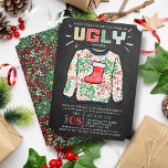 Convite Festa de Feriado de Chalkboard no Sweater de Natal<br><div class="desc">Comemore os feriados em estilo este Natal com estes convites de festas de suéter feios e modestos. O design é fácil de personalizar com sua própria redação e seus convidados ficarão entusiasmados quando receberem esses convites fabulosos.</div>