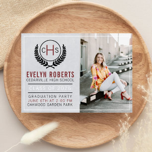 Convite Festa de Formatura 2026 Monograma Vermelho Escuro