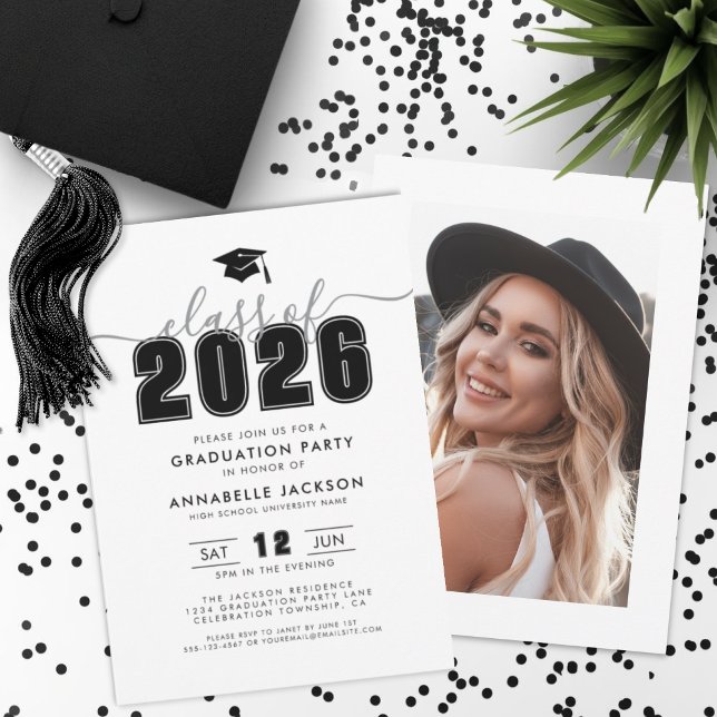 Convite Festa de Formatura com Foto Preto e Branco (Black White Photo Graduation Party Invitation)