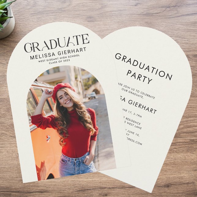 Convite Festa de formatura de Foto de Formando Moderno 202 (Graduation 2025 Champagne Photo Arch Party Invitation)