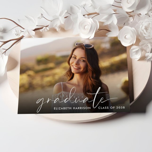 Convite Festa de formatura de Fotografias de Script Branco (Cherish the milestone: share your graduate's achievement with a custom photo graduation invitation)