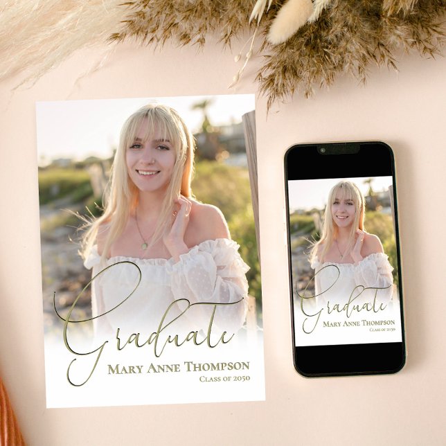 Convite Festa de formatura de Fotografias de Script Dourad (Graduate gold script photo graduation photo template)