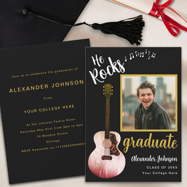 Convite Festa de formatura de Música Legal de Fotografia d (Cool country music rustic guitar black and gold graduation party invitation with graduate photo )