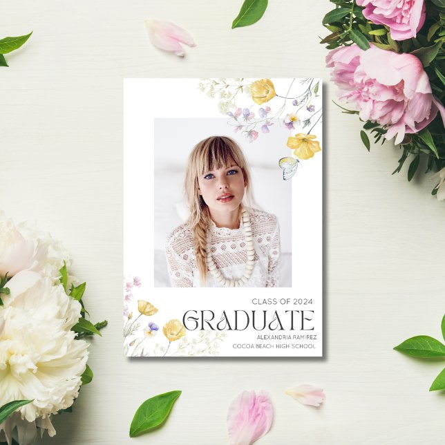 Convite Festa de formatura de Segundo grau de Wildflower P (Wildflower Photo Girl High School Graduation Party Invitation)