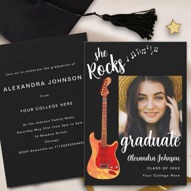 Convite Festa de Formatura Foto Preto Branco Rótulo Gradua (Cool electric guitar rock music Graduation party invitation with graduate photo template and stylish)