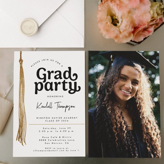 Convite Festa de formatura personalizada simples (SImple, Grad Party custom photo with gold tassle invitation)
