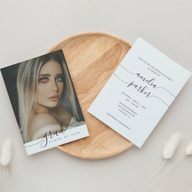 Convite Festa de formatura Preta e Branca de Script Modern (Criador carregado)