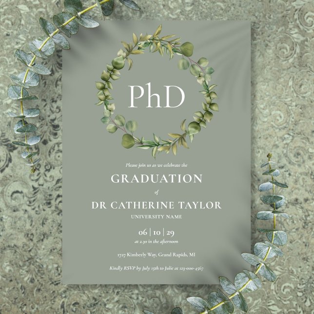Convite Festa de formatura Verde de Sage Sage com PhD (PhD Degree Sage Green Garland Graduation Party Invitation)
