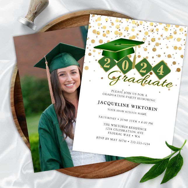 Convite Festa de Foto para Graduação Dourada Verde Elegant (Classic Green Gold Graduation Photo Party Invitation)