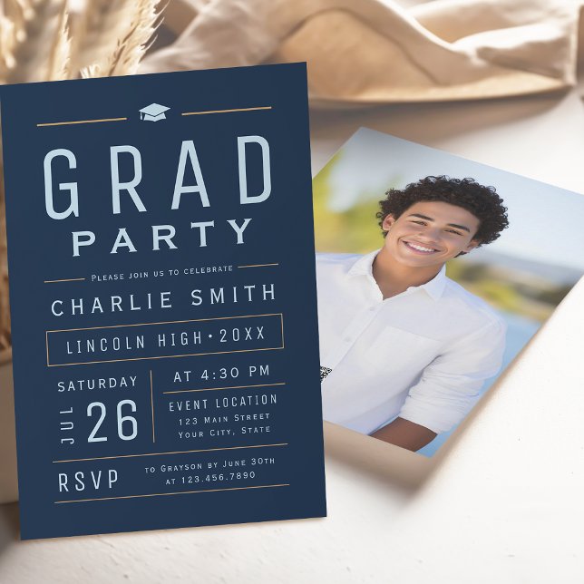 Convite Festa de Graduação com Tipografia Moderna Simples  (Navy Modern Simple Typography Graduation Party Invitation)