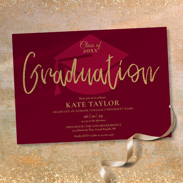 Convite Festa de Graduação em Script Burgundy e Dourado (Burgundy And Gold Script Graduation Party Invitation)