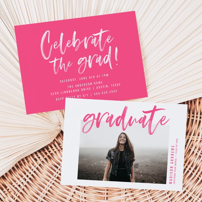 Convite Festa de Graduação Moderna em Rosa Choque com Letr (Criador carregado)