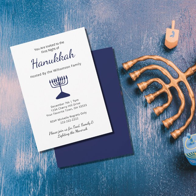 Convite Festa de Hanukkah da Família Simples Blue Menorah (Criador carregado)