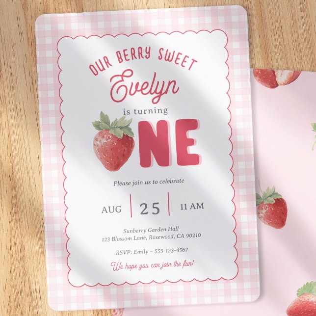 Convite Festa de Morango com Xadrez Rosa Primeiro Aniversá (Berry First-Strawberry with pink gingham background. Spring Girl 1st Birthday Invitatio)