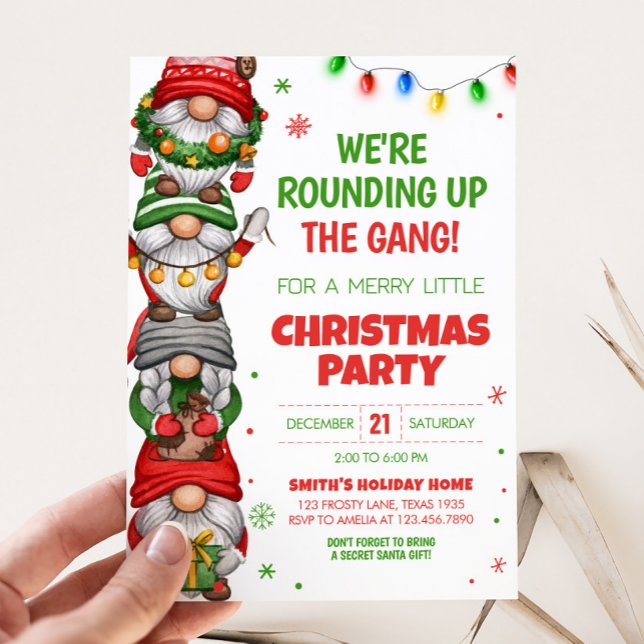 Convite Festa de Natal dos Gnomos (Christmas Gnomes We're Rounding Up the Gang Christmas Party Invitation)