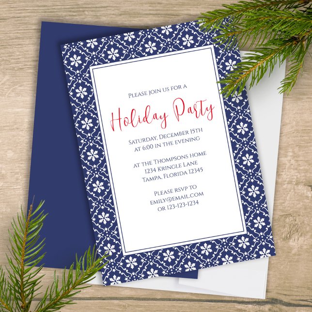 Convite Festa de Natal Festa Marinho Azul Floco de Neve Fr (Christmas holiday party navy blue snowflake pattern and stylish calligraphy invitation. )