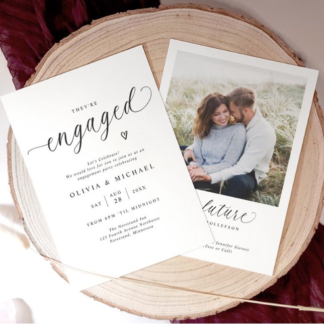 Convite Festa de Noivado com Elegância e Estilo Moderno (Elegant black and white engagement party invitation with modern minimalist script and couple’s photo)