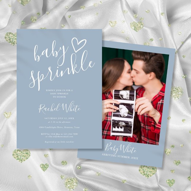 Convite Festa de Sprinkle de Bebê Menino em Azul Desbotado (Dusty Blue Baby Boy Baby Sprinkle Shower Photo Invitation)