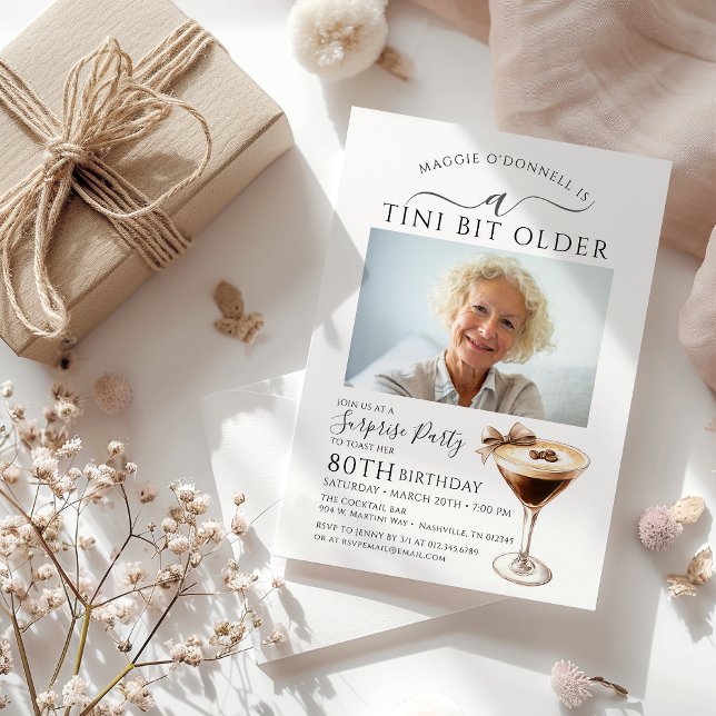 Convite FESTA DE SURPRESA Um Tini Bit Antigo 80 Martini (Criador carregado)