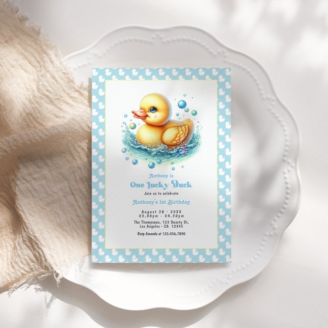 Convite Festa de Um Ano do Pato Sortudo (One Lucky Duck First Birthday Party Invitation)