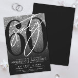 Convite Festa do 60º Aniversário do Casamento de Silver<br><div class="desc">Celebrar sessenta anos de amor com este convite moderno de 60 anos de casamento. A design apresenta um cintilante plano de fundo brilhante e cintilante, pregado atrás de um sutil gradiente preto, criando um olhar glamouroso que evoca o tradicional tema "diamante". Um "60" preto grande se estende na maior parte...</div>