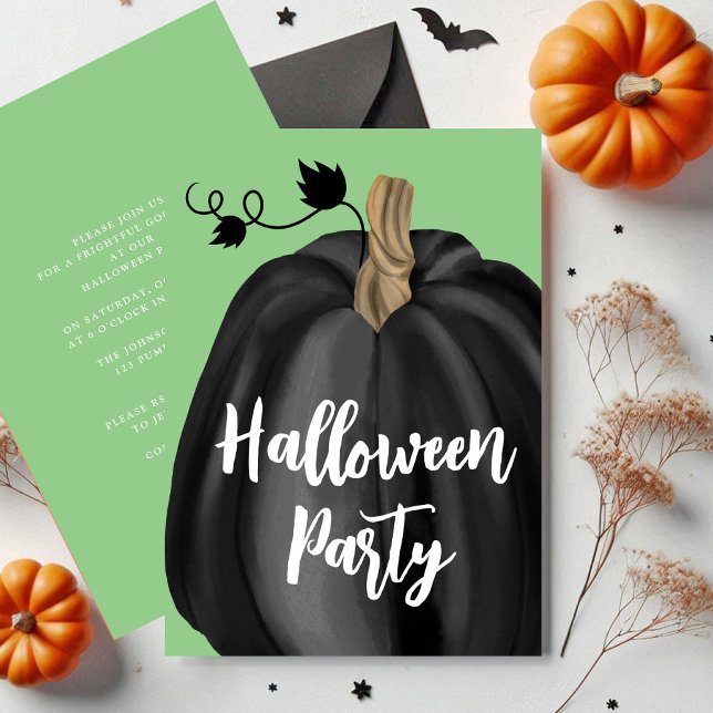 Convite Festa do Dia das Bruxas de Pumpkin, Escrito Verde  (Cute Green Script Pumpkin Halloween Party Invitation)
